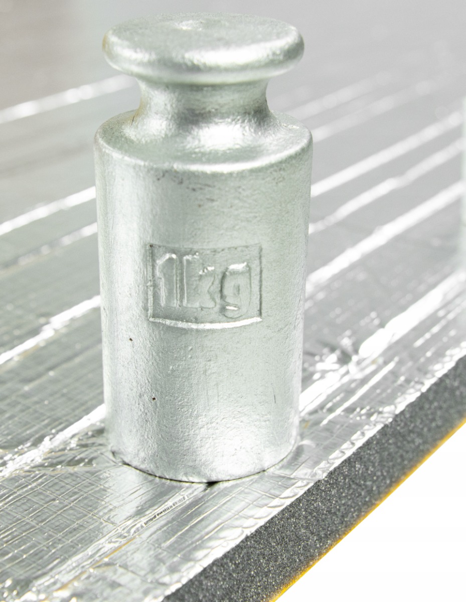 Schiuma fonoassorbente adesiva spessa 20mm 25x100cm LT20ALU megamix.sk