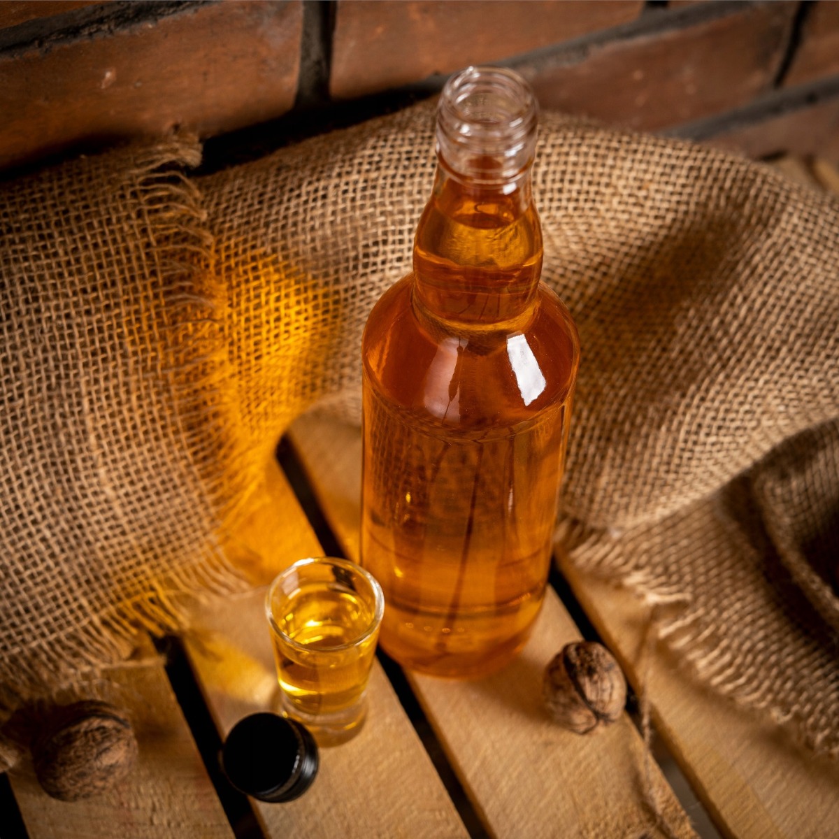 Bottiglia di vetro 500ml 24cm MONOPOL megamix.sk